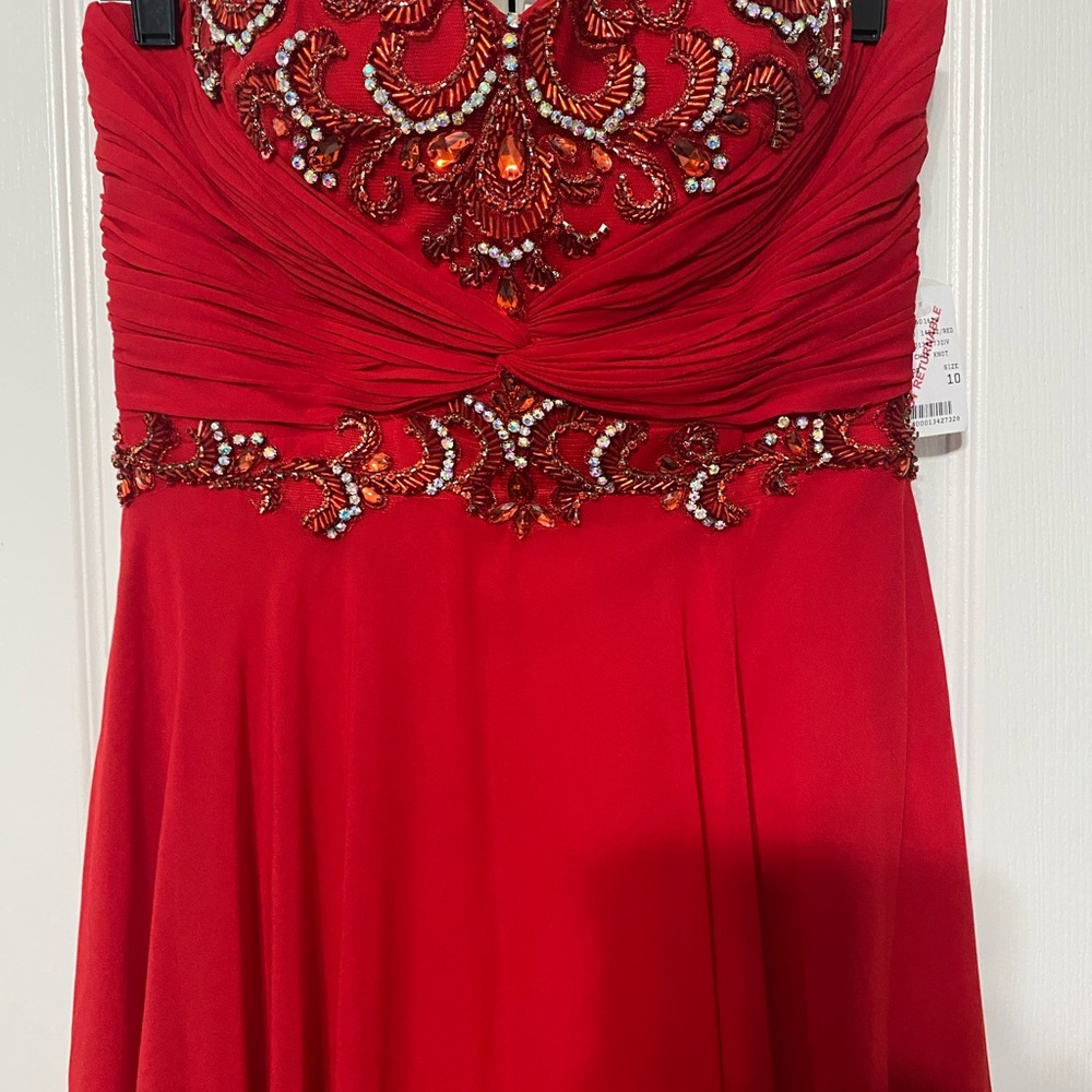“Camille La Vie” Red Chiffon Embellished Sweetheart neckline gown.